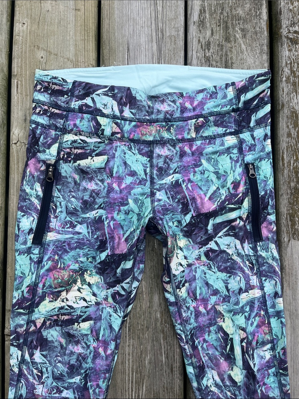Lululemon Inspire Tight II *Full-On Luxtreme (Mesh) Iridescent Multi Size 8 - Picture 5 of 12